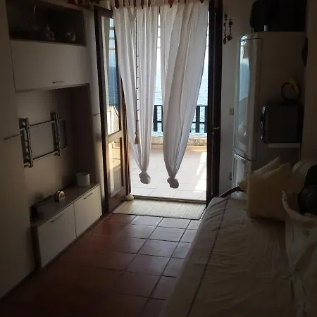 Veranda Sul Mare Apartment